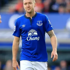 Everton vs Arsenal: Aidan McGeady's Premier League Showdown at Goodison Park (2014)