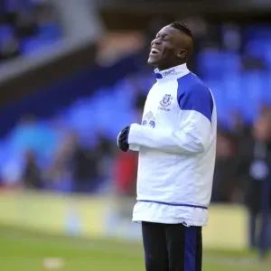 Everton vs Blackburn Rovers: Premier League Showdown at Goodison Park (2012) - Royston Drenthe's Thrilling Performance