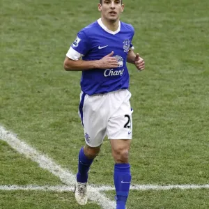 Everton vs Chelsea: Leon Osman's Battle at Goodison Park - Premier League Clash (30-12-2012): Everton 1 - Chelsea 2