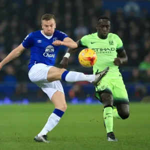Everton vs Manchester City: A Fight for Possession in the Capital One Cup Semi-Final at Goodison Park Everton vs Manchester City: A Fight for Possession in the Capital One Cup Semi-Final at Goodison Park
