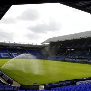 Everton vs Manchester United: A Barclays Premier League Battle at Goodison Park Everton vs Manchester United: A Barclays Premier League Battle at Goodison Park