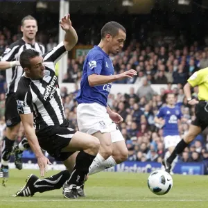 Everton vs Newcastle United: A Clash at Goodison Park - Osman vs Enrique Everton vs Newcastle United: A Clash at Goodison Park - Osman vs Enrique