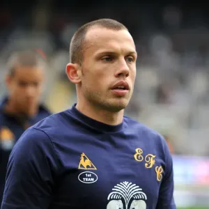 Everton vs. Newcastle United: Johnny Heitinga in Action (5 November 2011) Everton vs. Newcastle United: Johnny Heitinga in Action (5 November 2011)