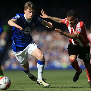 Everton vs Southampton: Intense Battle for Possession - Connolly vs Bertrand at Goodison Park