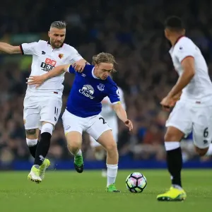 Everton vs Watford: Intense Battle for the Ball - Tom Davies vs Valon Behrami (Premier League, 2016-17, Goodison Park) Everton vs Watford: Intense Battle for the Ball - Tom Davies vs Valon Behrami (Premier League, 2016-17, Goodison Park)