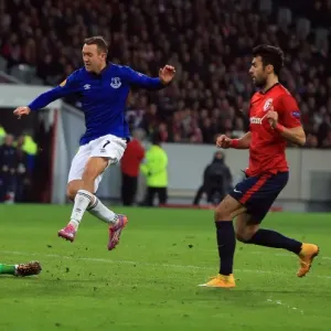 Everton's Aidan McGeady: UEFA Europa League Showdown Against Lille OSC - Seizing the Golden Opportunity Everton's Aidan McGeady: UEFA Europa League Showdown Against Lille OSC - Seizing the Golden Opportunity