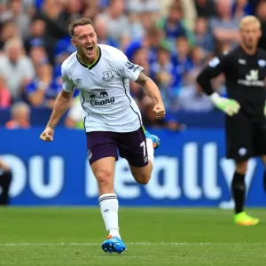 Everton's Aiden McGeady Scores Stunner: First Goal of Premier League Season vs Leicester City Everton's Aiden McGeady Scores Stunner: First Goal of Premier League Season vs Leicester City