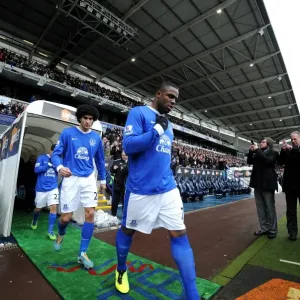 Everton's Anichebe and Fellaini Ready for FA Cup Battle against Bolton Wanderers Everton's Anichebe and Fellaini Ready for FA Cup Battle against Bolton Wanderers