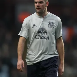 Everton's Darron Gibson in Action: Premier League Clash Against Aston Villa (January 2012) Everton's Darron Gibson in Action: Premier League Clash Against Aston Villa (January 2012)