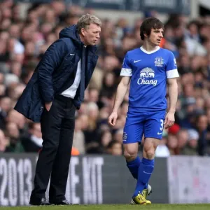 Everton's David Moyes Consults Leighton Baines on Touchline at Tottenhotspur vs. Everton, 2013 Everton's David Moyes Consults Leighton Baines on Touchline at Tottenhotspur vs. Everton, 2013