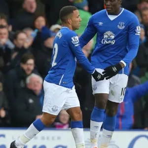 Everton's Double Strike: Lennon and Lukaku Celebrate at Goodison Park