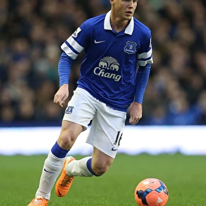 Everton's FA Cup Triumph: James McCarthy Leads 4-0 Victory Over Queens Park Rangers (2014)