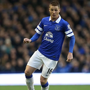 Everton's FA Cup Triumph: James McCarthy's 4-0 Victory Over Queens Park Rangers (2014)