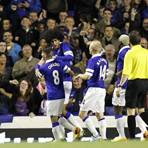 Everton's Fellaini Scores Second Goal, Team Celebrates Capital One Cup Victory over Stevenage (28-08-2013)