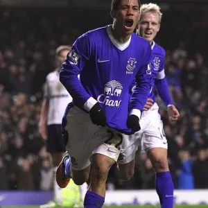 Everton's Historic Premier League Victory: Steven Pienaar's Game-Winning Goal vs. Tottenham Hotspur (December 9, 2012) - Everton 2 - Tottenham Hotspur 1 (Goodison Park) Everton's Historic Premier League Victory: Steven Pienaar's Game-Winning Goal vs. Tottenham Hotspur (December 9, 2012) - Everton 2 - Tottenham Hotspur 1 (Goodison Park)
