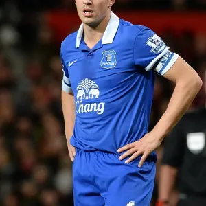 Everton's Historic Victory: Jagielka's Goal Secures 1-0 Triumph Over Manchester United at Old Trafford (December 4, 2013, Barclays Premier League) Everton's Historic Victory: Jagielka's Goal Secures 1-0 Triumph Over Manchester United at Old Trafford (December 4, 2013, Barclays Premier League)