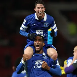 Everton's Historic Victory: Oviedo and Distin Celebrate Over Manchester United (0-1) Everton's Historic Victory: Oviedo and Distin Celebrate Over Manchester United (0-1)