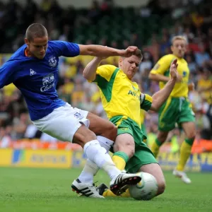 Evertons Jack Rodwell in action against Norwich Evertons Jack Rodwell in action against Norwich