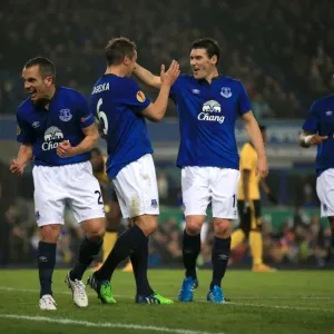 Everton's Jagielka Scores Second Goal, Celebrates with Osman and Barry (UEFA Europa League)