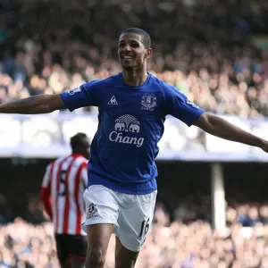 Everton's Jermaine Beckford Doubles Up: Everton FC vs Sunderland, Barclays Premier League - Goodison Park (26 February 2011) Everton's Jermaine Beckford Doubles Up: Everton FC vs Sunderland, Barclays Premier League - Goodison Park (26 February 2011)