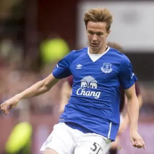 Everton's Kieran Dowell in Action at Tynecastle Stadium: Pre-Season Friendly vs Heart of Midlothian Everton's Kieran Dowell in Action at Tynecastle Stadium: Pre-Season Friendly vs Heart of Midlothian