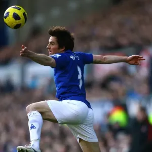 Everton's Leighton Baines in Action: Everton vs. Sunderland, Barclays Premier League, Goodison Park (2011) Everton's Leighton Baines in Action: Everton vs. Sunderland, Barclays Premier League, Goodison Park (2011)
