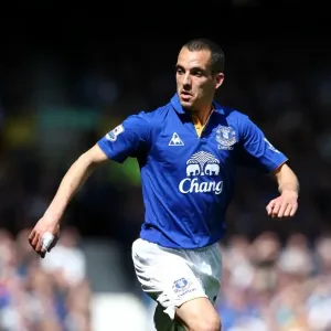 Everton's Leon Osman in Action: Thrilling Moments from Everton vs Newcastle United (13 May 2012, Goodison Park)