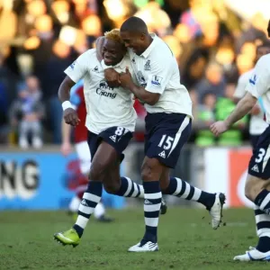 Everton's Louis Saha: Celebrating His FA Cup Third Round Goal Against Scunthorpe United (January 2011) Everton's Louis Saha: Celebrating His FA Cup Third Round Goal Against Scunthorpe United (January 2011)