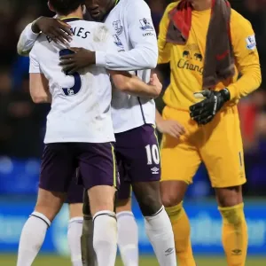 Everton's Lukaku and Baines Celebrate Hard-Fought Victory over Crystal Palace in Premier League Everton's Lukaku and Baines Celebrate Hard-Fought Victory over Crystal Palace in Premier League