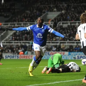 Everton's Lukaku Scores Brace: Crushing 3-0 Win Over Newcastle United (Premier League, St. James Park, 25-03-2014) Everton's Lukaku Scores Brace: Crushing 3-0 Win Over Newcastle United (Premier League, St. James Park, 25-03-2014)