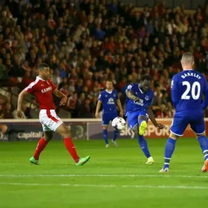 Everton's Lukaku Tries to Secure Capital One Cup Victory Against Barnsley in Extra Time Everton's Lukaku Tries to Secure Capital One Cup Victory Against Barnsley in Extra Time