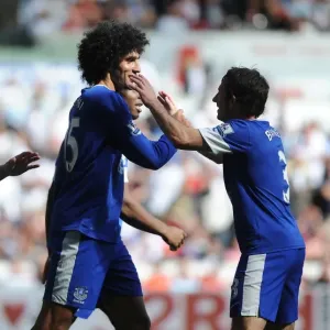 Everton's Marouane Fellaini Scores Third Goal in Swansea City Rout (22-09-2012, Liberty Stadium) Everton's Marouane Fellaini Scores Third Goal in Swansea City Rout (22-09-2012, Liberty Stadium)