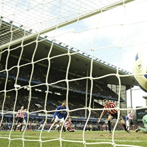 Everton's McFadden Scores: A Celebration of Victory