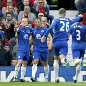 Everton's Naismith Scores Opening Goal Against Manchester United Everton's Naismith Scores Opening Goal Against Manchester United