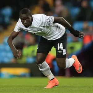 Everton's Oumar Niasse in Thrilling Action Against Aston Villa at Villa Park Everton's Oumar Niasse in Thrilling Action Against Aston Villa at Villa Park