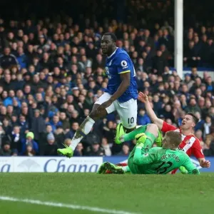 Everton's Romelu Lukaku Scores the Second Goal: Everton 2-0 Sunderland (Premier League, Goodison Park) Everton's Romelu Lukaku Scores the Second Goal: Everton 2-0 Sunderland (Premier League, Goodison Park)