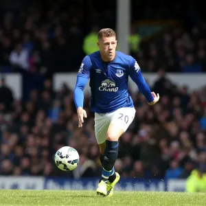 Everton's Ross Barkley in Action: Everton vs Sunderland, Premier League at Goodison Park Everton's Ross Barkley in Action: Everton vs Sunderland, Premier League at Goodison Park