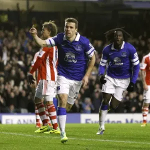 Everton's Seamus Coleman Scores Second in 4-0 Thrashing of Stoke City (Barclays Premier League, Goodison Park, 30-11-2013) Everton's Seamus Coleman Scores Second in 4-0 Thrashing of Stoke City (Barclays Premier League, Goodison Park, 30-11-2013)