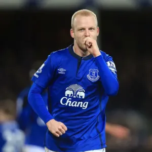 Everton's Steven Naismith Scores Hat-Trick: 3-0 Crush of Queens Park Rangers (BPL) Everton's Steven Naismith Scores Hat-Trick: 3-0 Crush of Queens Park Rangers (BPL)