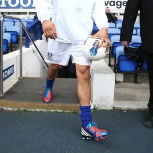 Everton's Tim Cahill: Focused and Ready – Pre-Match Ritual Before Newcastle United Clash (Barclays Premier League, 13 May 2012)