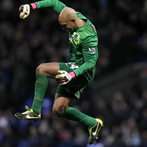 Everton's Tim Howard and Johnny Heitinga: A Jubilant Moment in FA Cup Fourth Round Victory (26-01-2013)