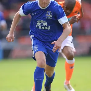 Everton's Tribute: Steven Naismith Honors Keith Southern at Blackpool's Bloomfield Road Everton's Tribute: Steven Naismith Honors Keith Southern at Blackpool's Bloomfield Road