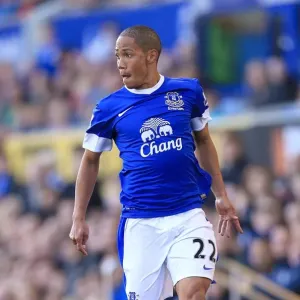 Everton's Triumph: Steven Pienaar Shines in 3-1 Victory over Southampton (BPL 2012, Goodison Park) Everton's Triumph: Steven Pienaar Shines in 3-1 Victory over Southampton (BPL 2012, Goodison Park)