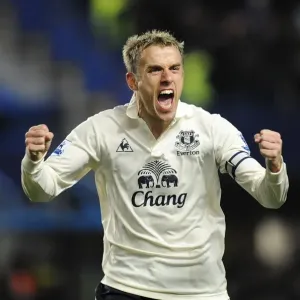 Everton's Unforgettable Comeback: Phil Neville's Euphoric Moment as Beckford Scores the Equalizer Against Chelsea (December 4, 2010, Barclays Premier League) Everton's Unforgettable Comeback: Phil Neville's Euphoric Moment as Beckford Scores the Equalizer Against Chelsea (December 4, 2010, Barclays Premier League)