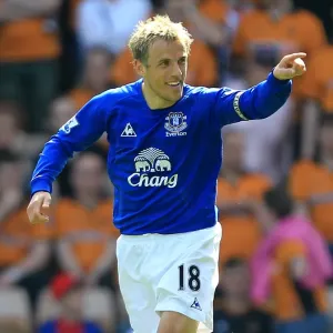 Everton's Unforgettable Double Victory: Phil Neville's Goal Secures Premier League Title Over Wolverhampton Wanderers (09.04.2011) Everton's Unforgettable Double Victory: Phil Neville's Goal Secures Premier League Title Over Wolverhampton Wanderers (09.04.2011)