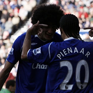 Everton's Unstoppable Duo: Fellaini and Pienaar Celebrate Their Second Goal vs. Sunderland (03/05/09)