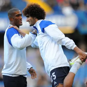 Everton's Unyielding Duo: Distin and Fellaini in Focus at Stamford Bridge before the Chelsea Showdown (Barclays Premier League, 15 October 2011) Everton's Unyielding Duo: Distin and Fellaini in Focus at Stamford Bridge before the Chelsea Showdown (Barclays Premier League, 15 October 2011)
