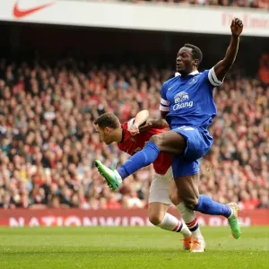 FA Cup Sixth Round Showdown: Lukaku vs. Vermaelen - Battle for Supremacy FA Cup Sixth Round Showdown: Lukaku vs. Vermaelen - Battle for Supremacy