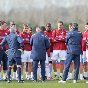 Fabio Capello Speaks to Everton Players during England Training (March 2009) Fabio Capello Speaks to Everton Players during England Training (March 2009)