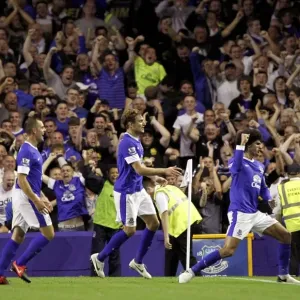 Fellaini's Stunner: Everton's Historic 1-0 Victory Over Manchester United (2012) Fellaini's Stunner: Everton's Historic 1-0 Victory Over Manchester United (2012)